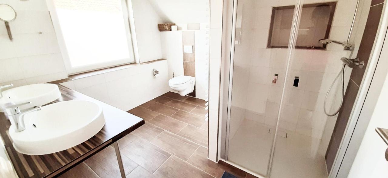 Haus Wiekend - Fewo Strandkrabbe Wiek auf Rügen エクステリア 写真