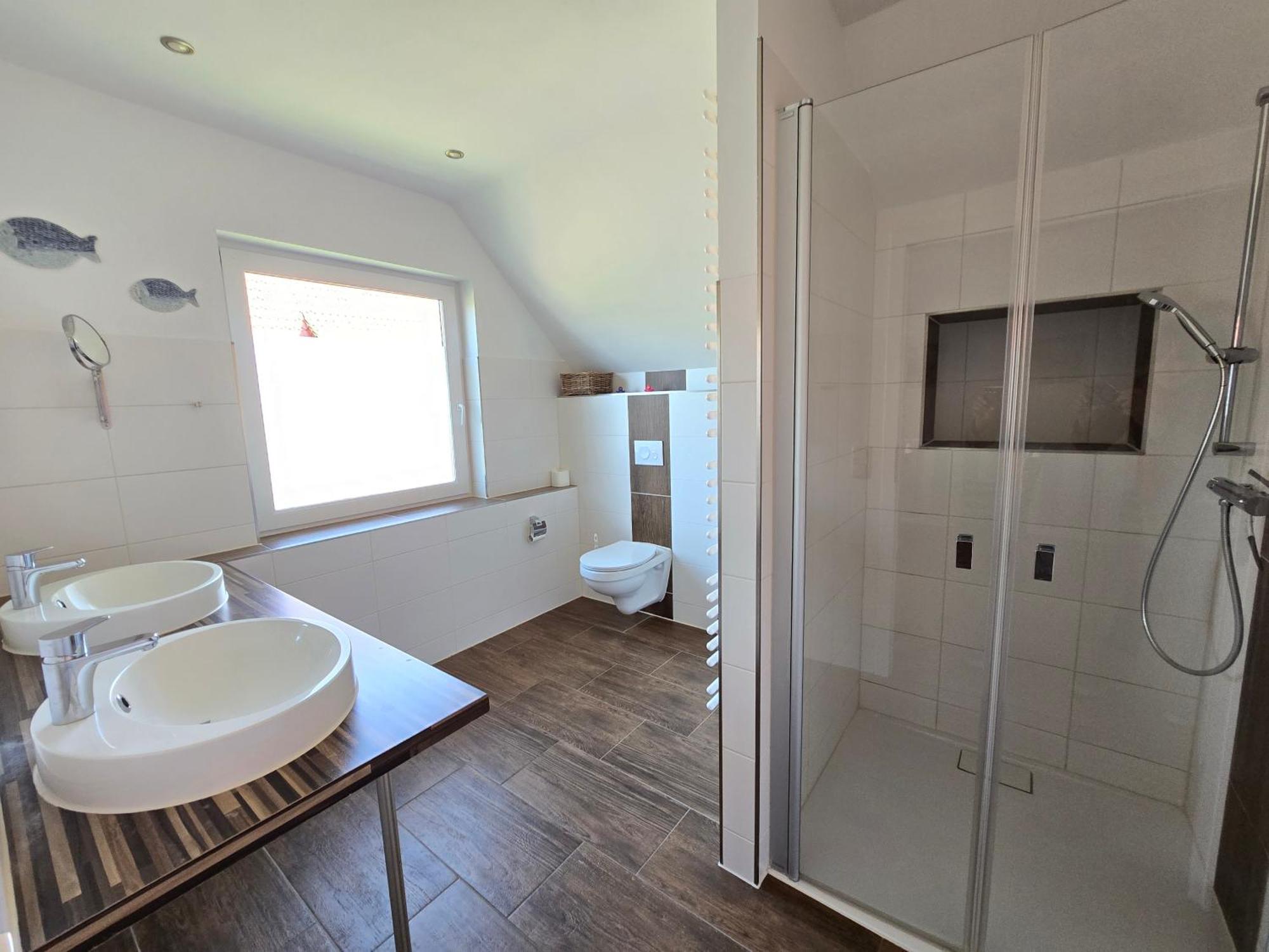 Haus Wiekend - Fewo Strandkrabbe Wiek auf Rügen エクステリア 写真